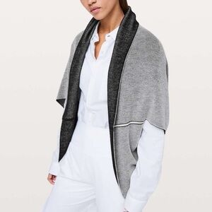 Lululemon Exaltation Merino Ribbed Wool Reversible Wrap Green/Gray